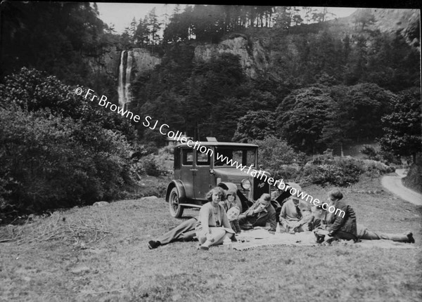 NOT A FR BROWNE  GROUP AT PICNIC